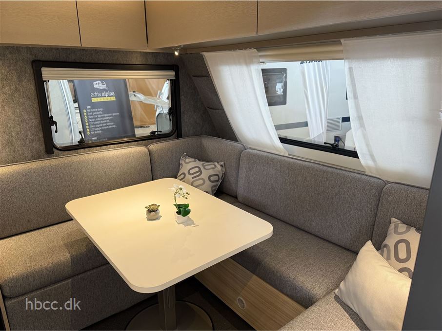 Adria Altea 502 UL 60Y Selection